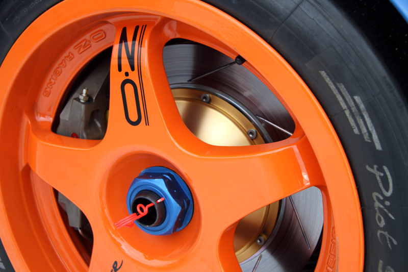 Illustration for article titled Getting Up Close And Personal With A McLaren F1 GTR